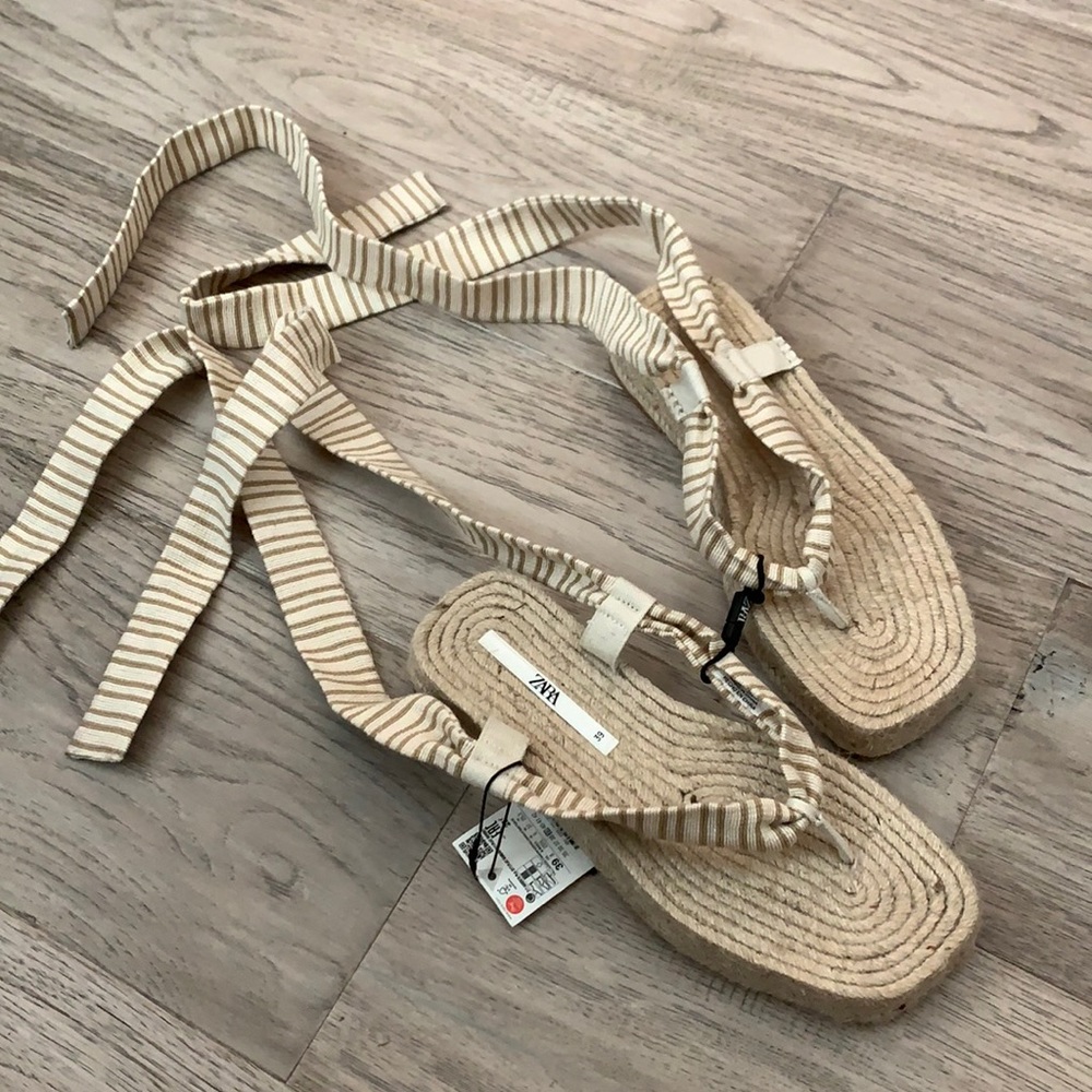 NWT Zara Chunky sandals